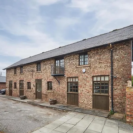 Host & - Widger Mews * Norton (North Yorkshire)