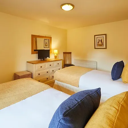 Host & - Widger Mews